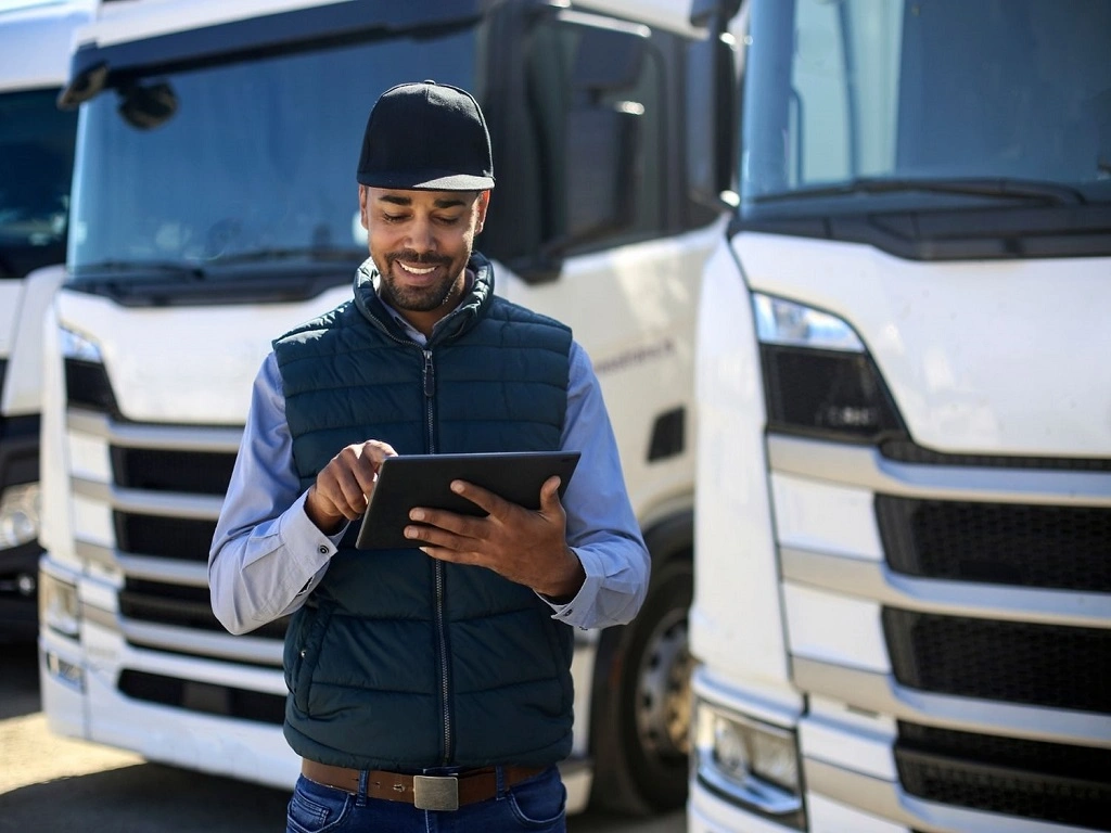 saphyroo.com: Next Generation Fleet Management Tools in Action